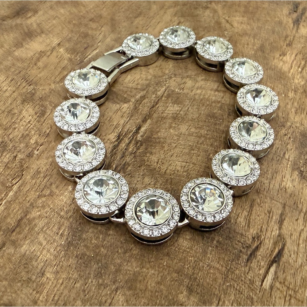 Rhinestone Silver Toned Halo Link Bracelet - Picture 4 of 6
